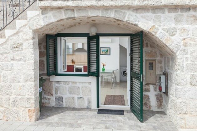 Holiday Home Diana Podgora - Photo2