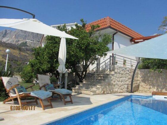 Villa Old Olive Podgora - Photo2