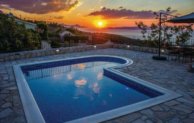 Villa Ursula Podgora - Photo4