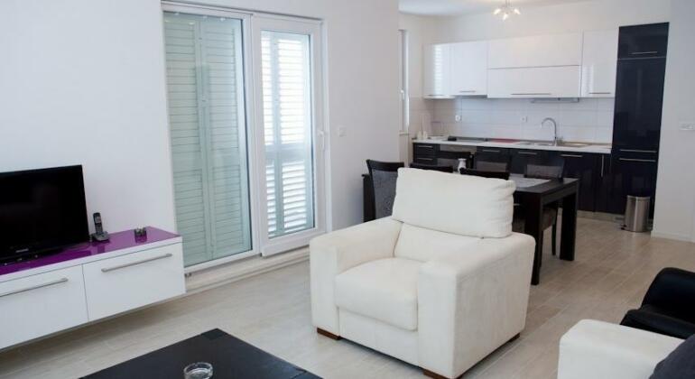 Apartments Tanita - Photo2