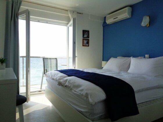 Beachfront Apartments Zanic - Photo5