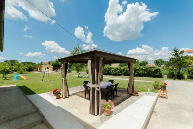 Holiday Home Ana Policnik