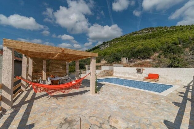 Eden Mediterranean House - Photo2