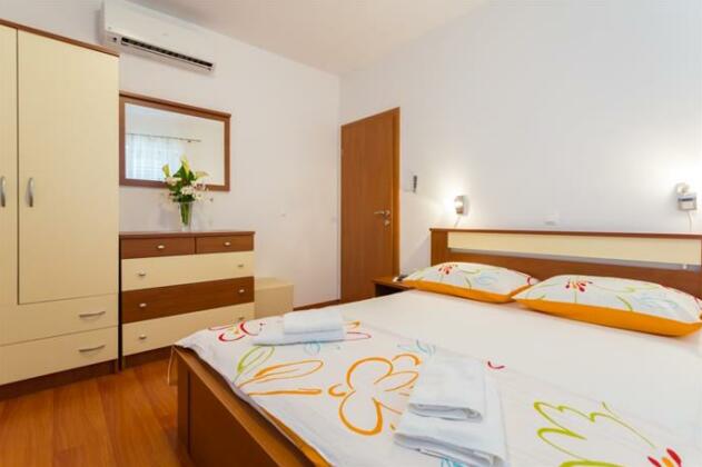 Apartments Slavica Pomena - Photo5