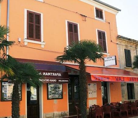 Aparthotel Lav - Photo2