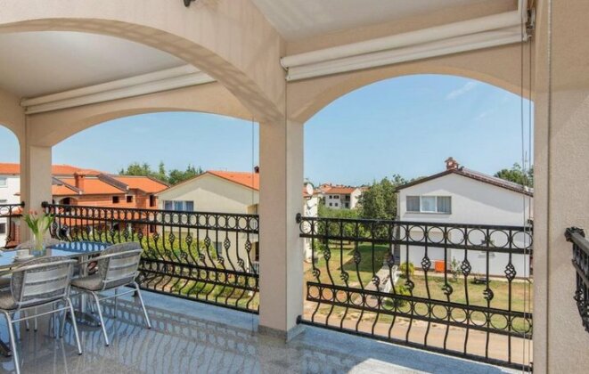 Apartment Covic Porec - Photo4