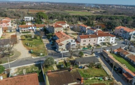 Apartment Romano with Sea View near Porec