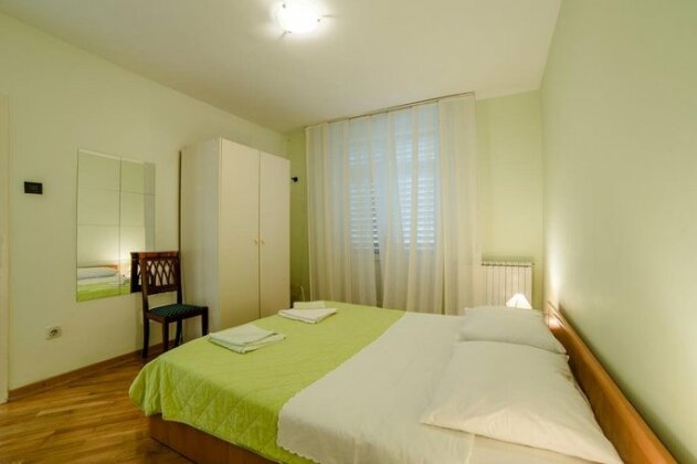 Apartments Lucio 399 - Photo3