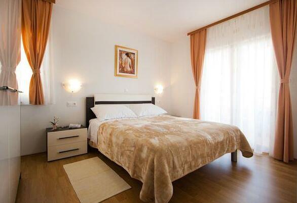 Apartments Villa Ana Porec - Photo2