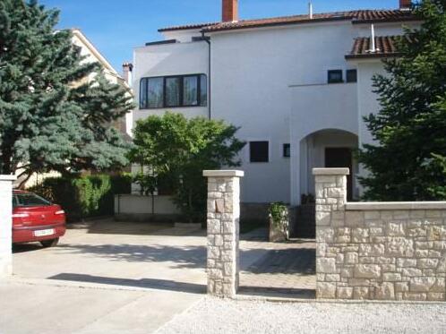 Apartments Villa Elena - Photo2