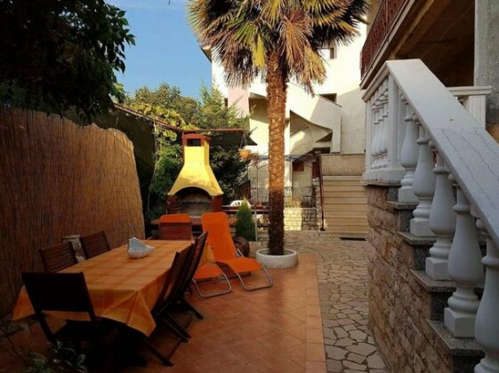 Grubica Guesthouse - Photo2