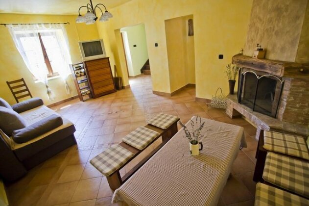 Holiday Home Stancija Becic - Photo2