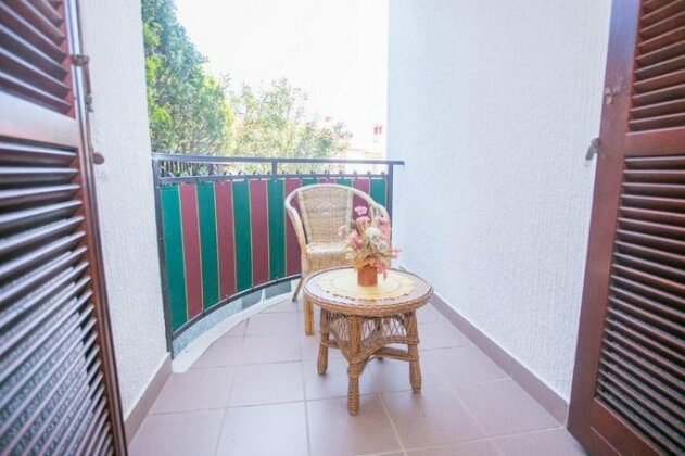 Nice Apartment Branka close to Beach in Porec - Photo3