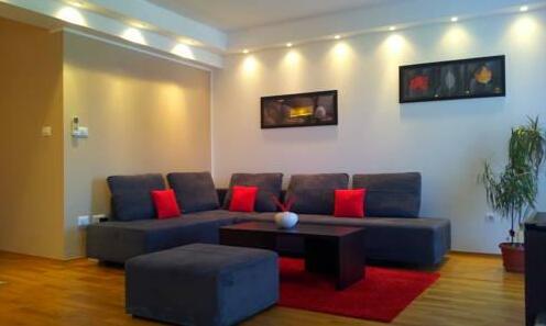 Urban Premium Apartments - Photo2