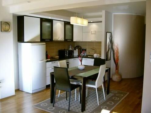 Urban Premium Apartments - Photo4