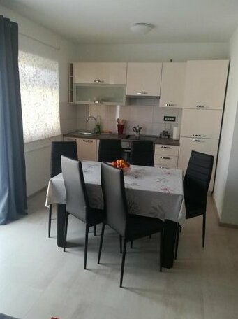 Valki - Photo2