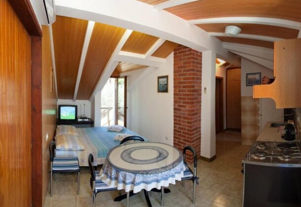 Apartments Damir Postira - Photo5