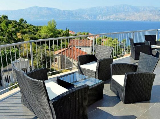 Lozna Residence - Photo3