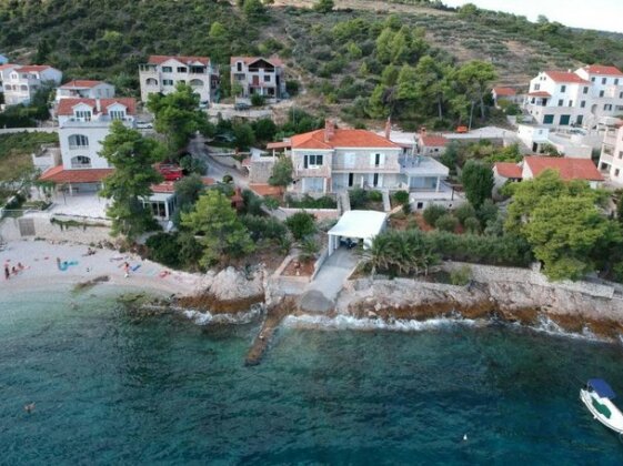 Private Beach App Viktor - Photo2