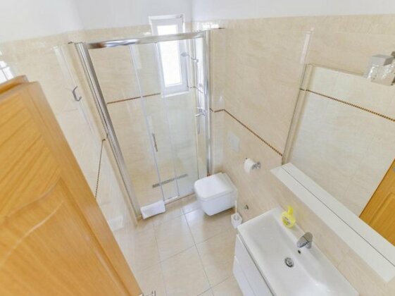 Apartmani Ivka Povljana - Photo3