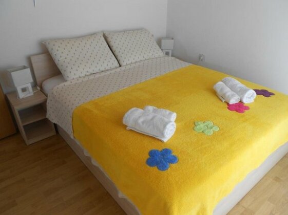 Apartment Niko Povljana - Photo4