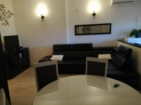 Apartment Rina Povljana - Photo4