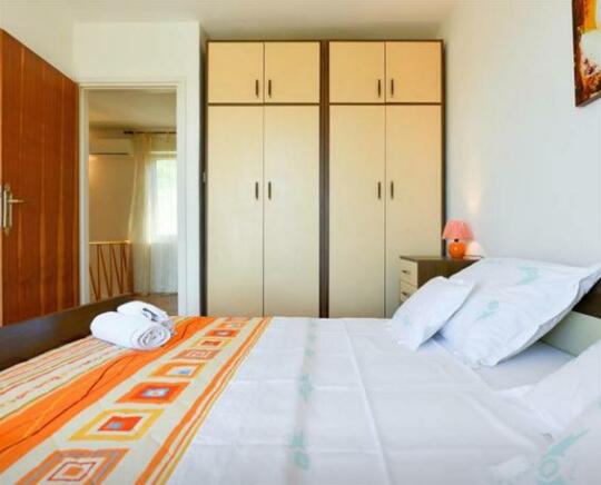 Holiday Home Chiara Preko - Photo2