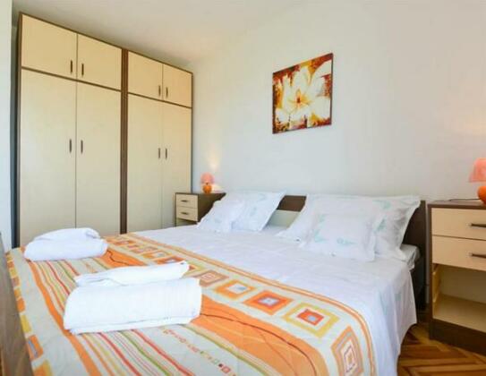 Holiday Home Chiara Preko - Photo4