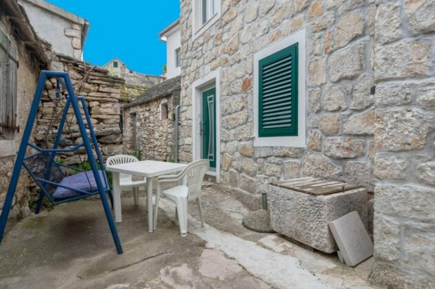 Apartment Bura Primosten - Photo2