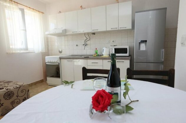 Apartment Davorka Primosten - Photo3