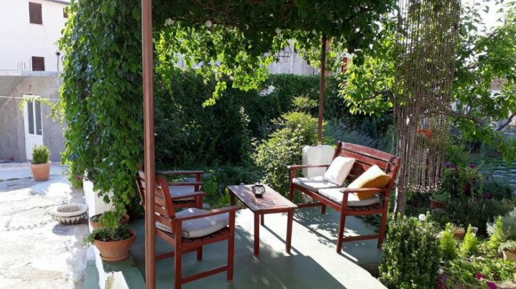 Apartment Gordana Primosten - Photo2