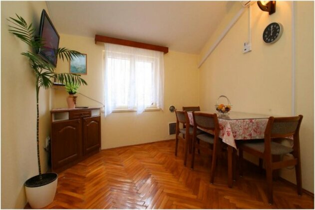 Apartment Josip Primosten - Photo2