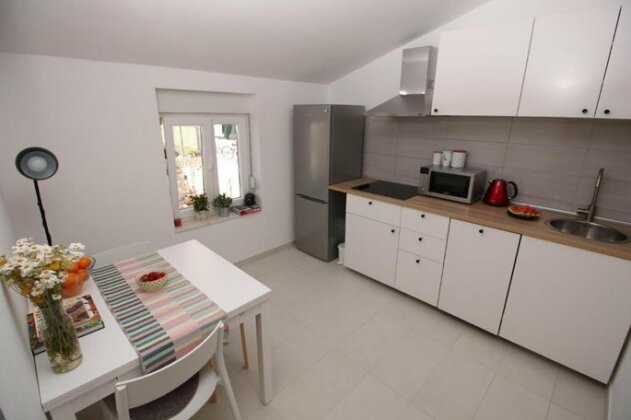 Apartment Smokva Primosten - Photo2