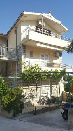 Apartment Tonci Primosten - Photo5