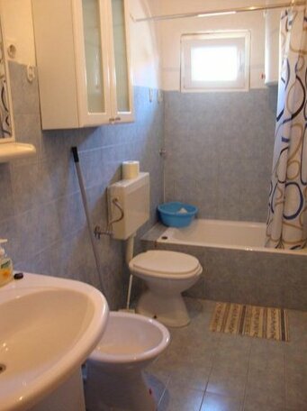 Apartment Vinko Primosten - Photo5