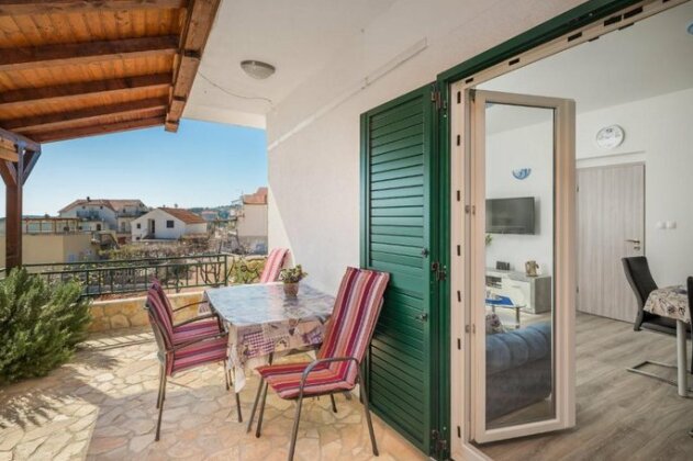Holiday Home Lucy Primosten - Photo2