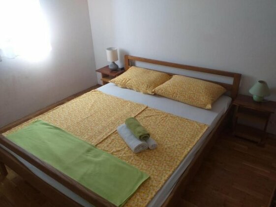 Ruzmarin Primosten - Photo3