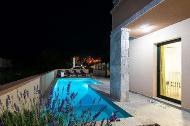 Villa LUSCINIA - Photo5
