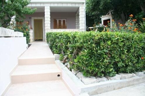 Apartment Djulijana - Photo4