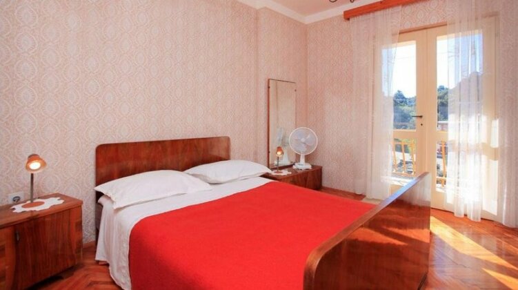 Holiday Home Katica Prizba - Photo5