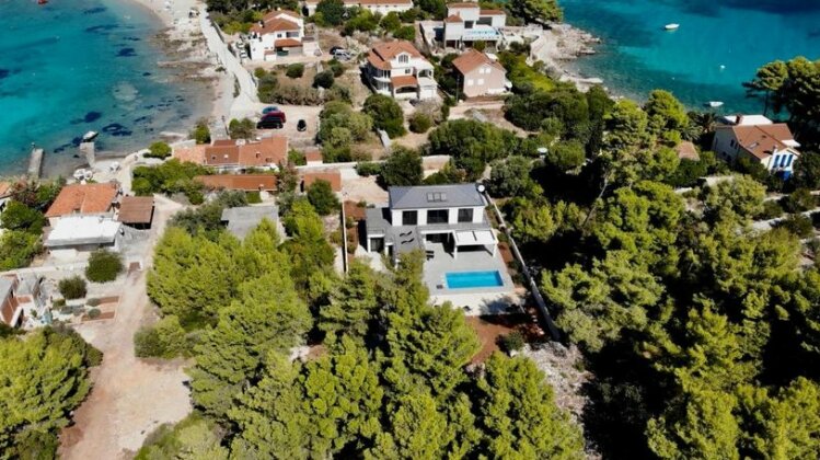 Seaside villa at Prizba - Photo3