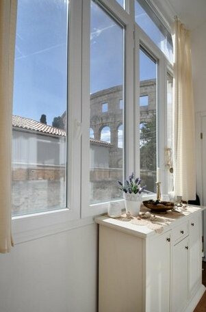 Amphiteater Art Apartman - Photo2