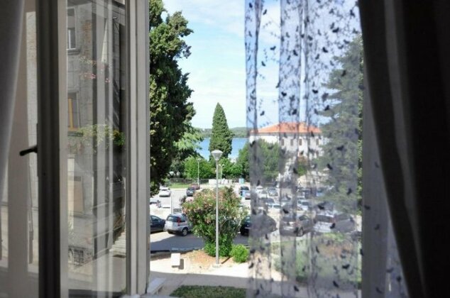 Amphiteater Art Apartman - Photo3