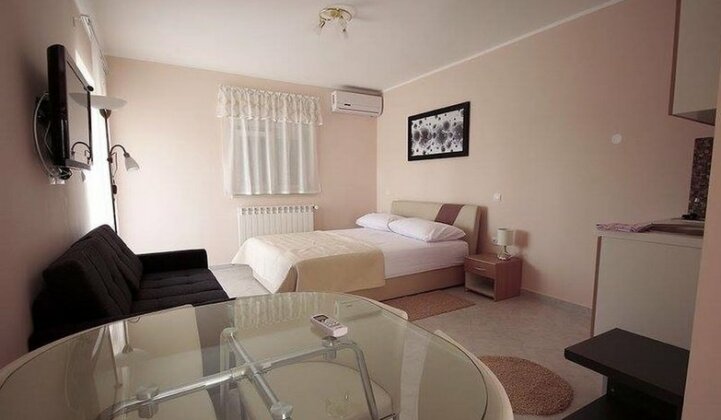 ApartHotel Viola - Photo2