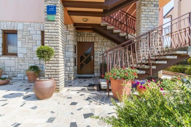 Apartman Lory