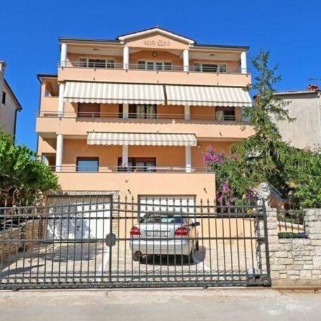 Apartment in Vila Mia - Photo2