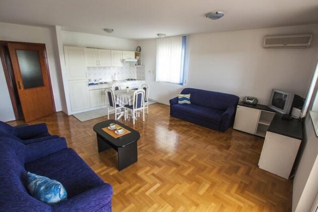 Apartment Mornar - Photo3