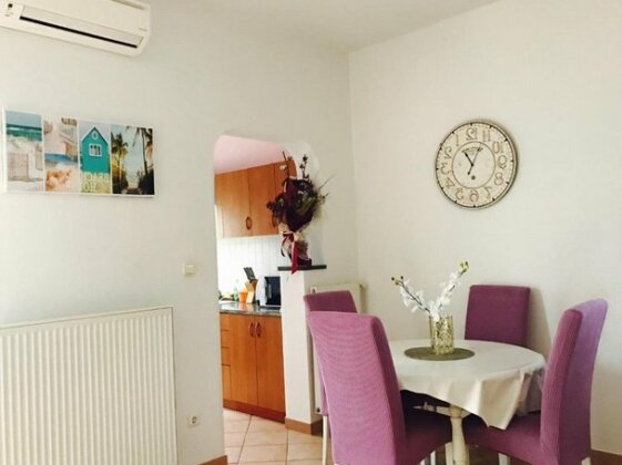 Apartments Laura-Tina - Photo2