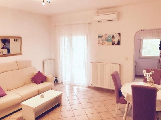 Apartments Laura-Tina - Photo5