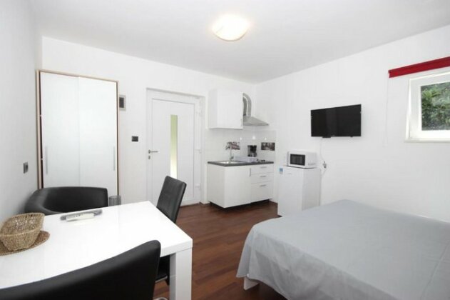 Apartments Natasa Pula - Photo3